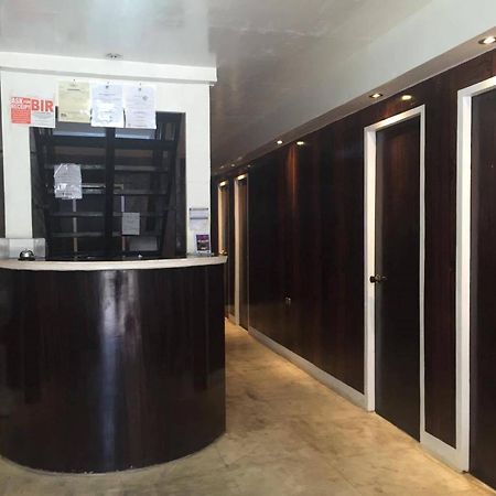 Alexzus Backpackers Travel Lodge El Nido Exterior foto