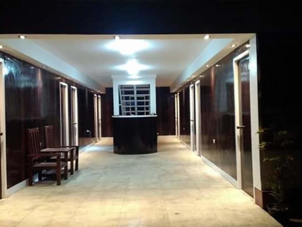 Alexzus Backpackers Travel Lodge El Nido Exterior foto